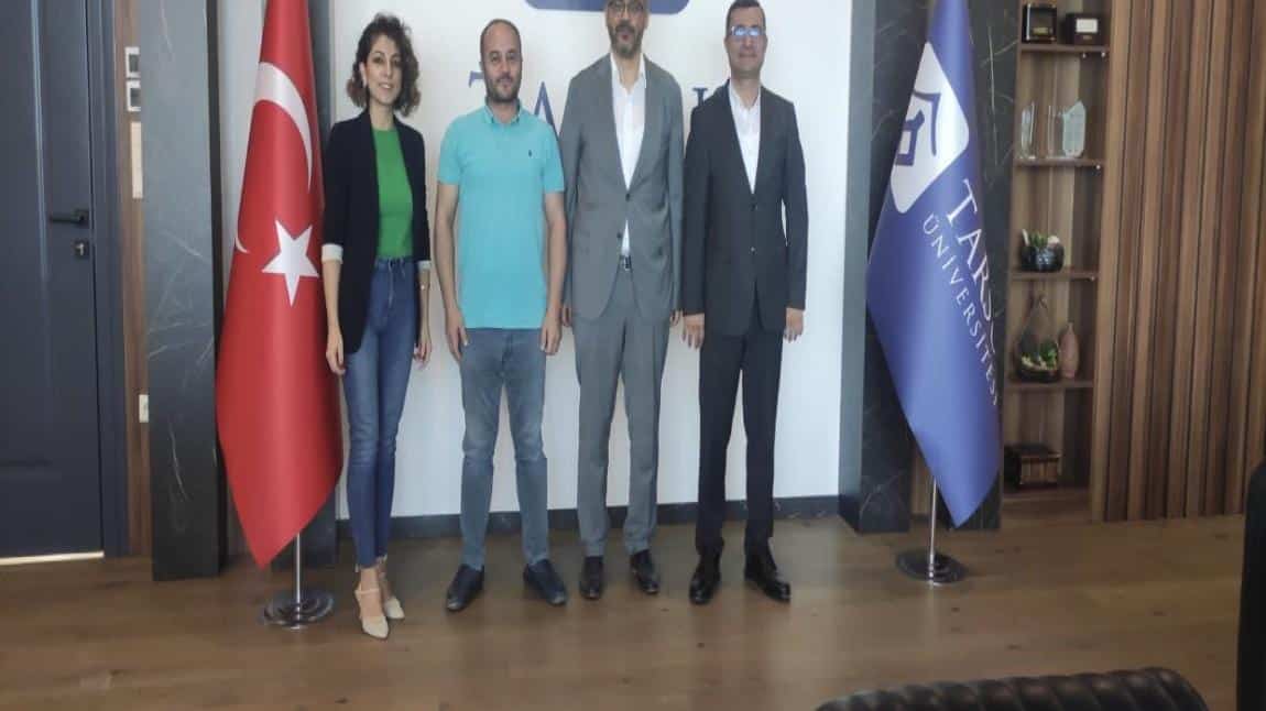 Okul Müdürümüz Murat İNAN ve Rehber Öğretmenlerimiz, Tarsus Üniversitesi Rektörü Prof. Dr. Orhan AYDIN'a nezaket ziyaretinde bulundular